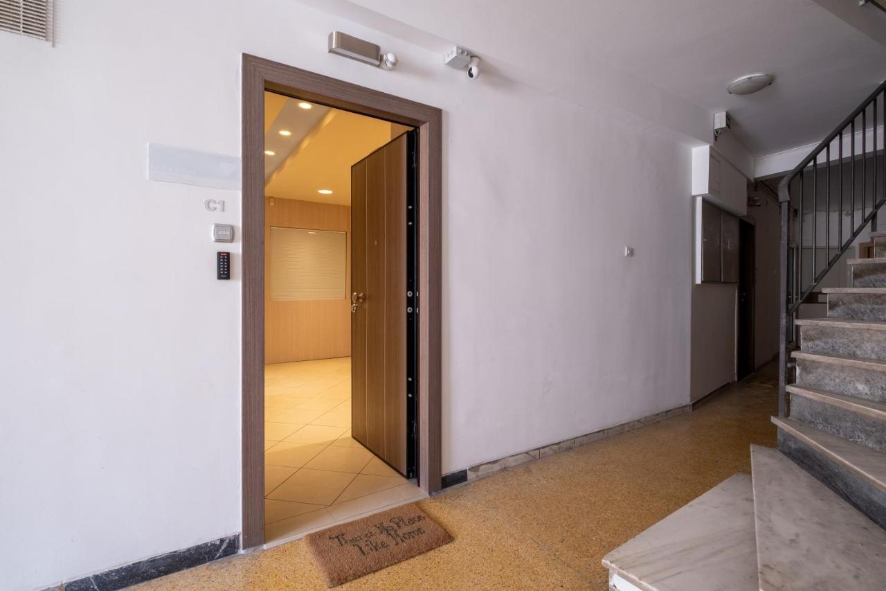 Amazing Apartments @ Monastiraki Subway Station Athene Buitenkant foto