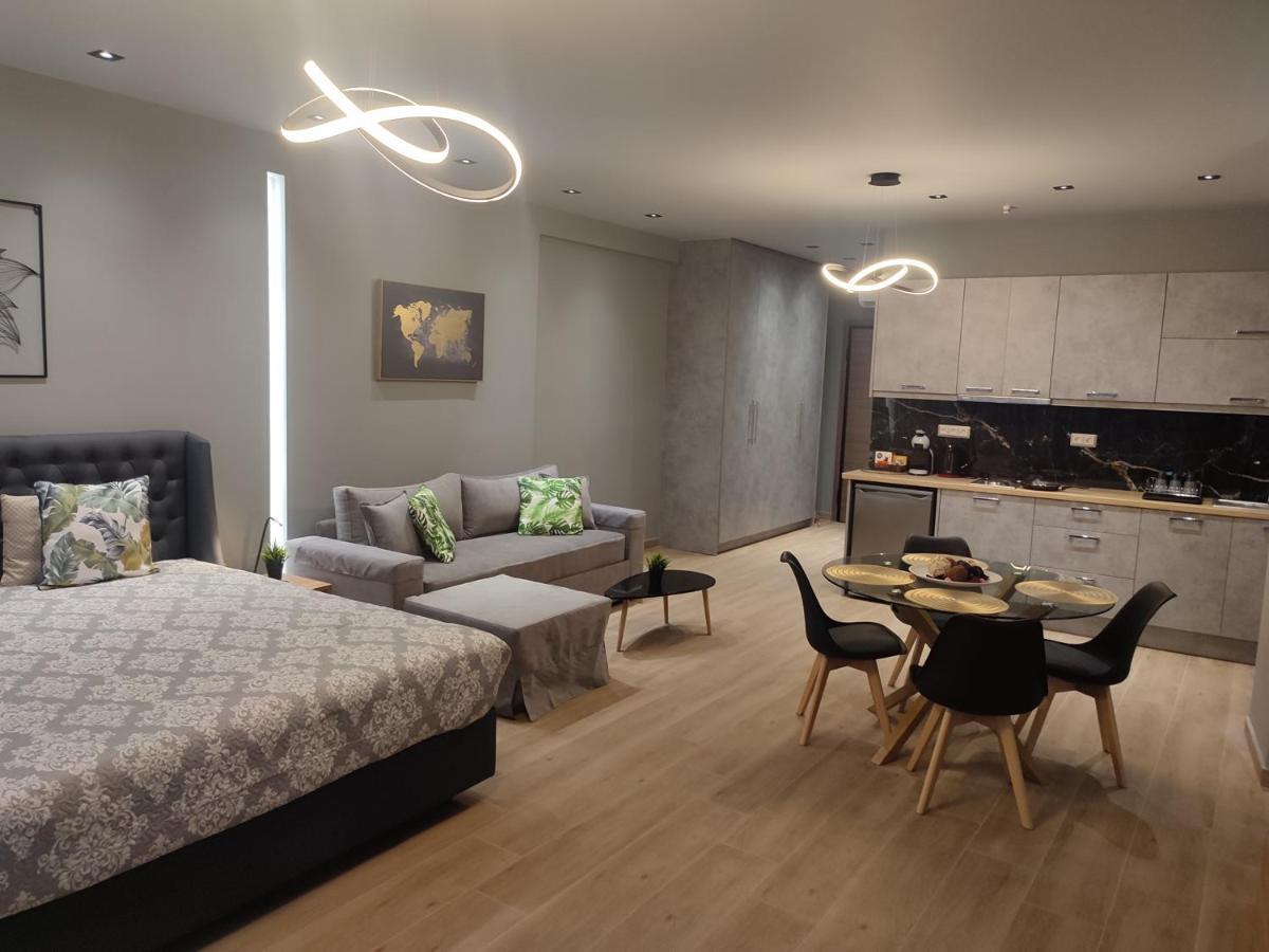 Amazing Apartments @ Monastiraki Subway Station Athene Buitenkant foto